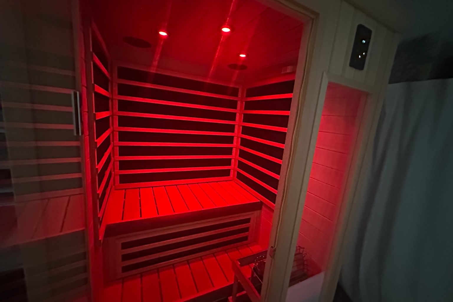 Deep warmth in the infrared sauna